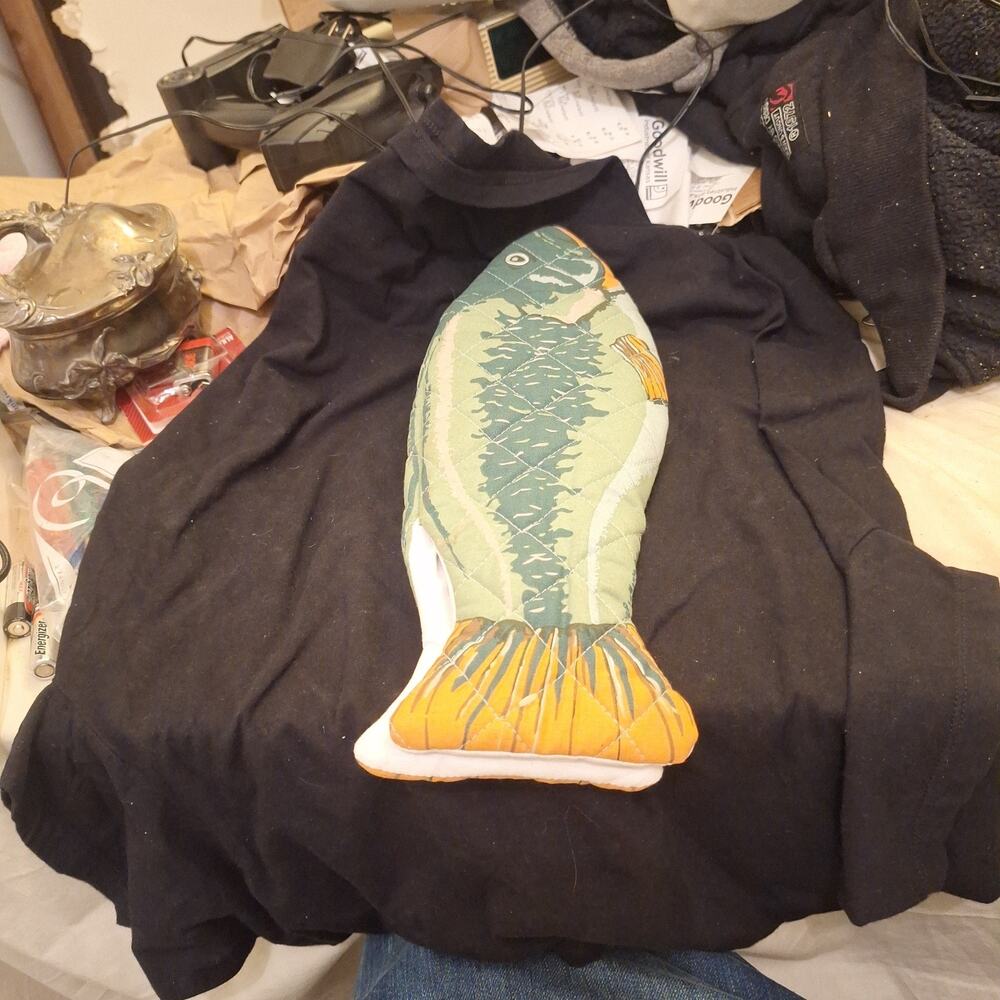 Fish Shaped Pot Holder Oven Mitt ~ (16") ~ Country Trout Fishing Cabin Decor ~